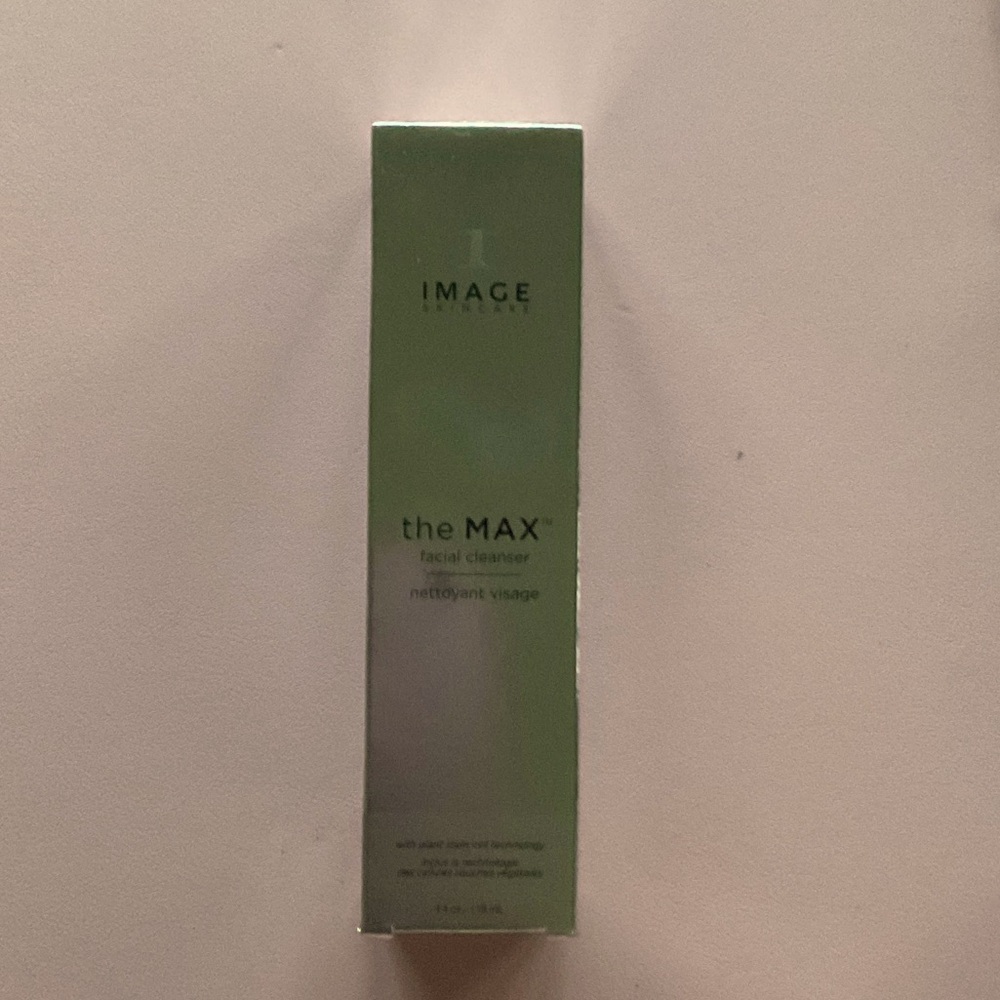 IMAGE SKINCARE THE MAX 
facial cleaner 4 fl oz